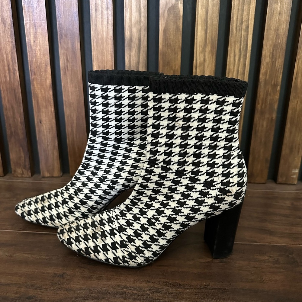 Charles By Charles David Black and White Ankle Booties